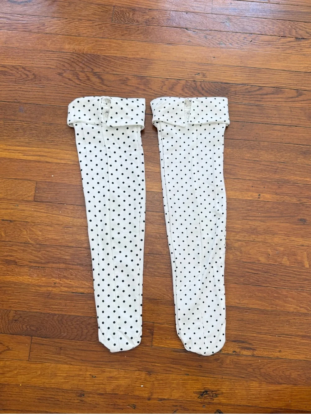 Polka Dot Knee High Cuff Socks